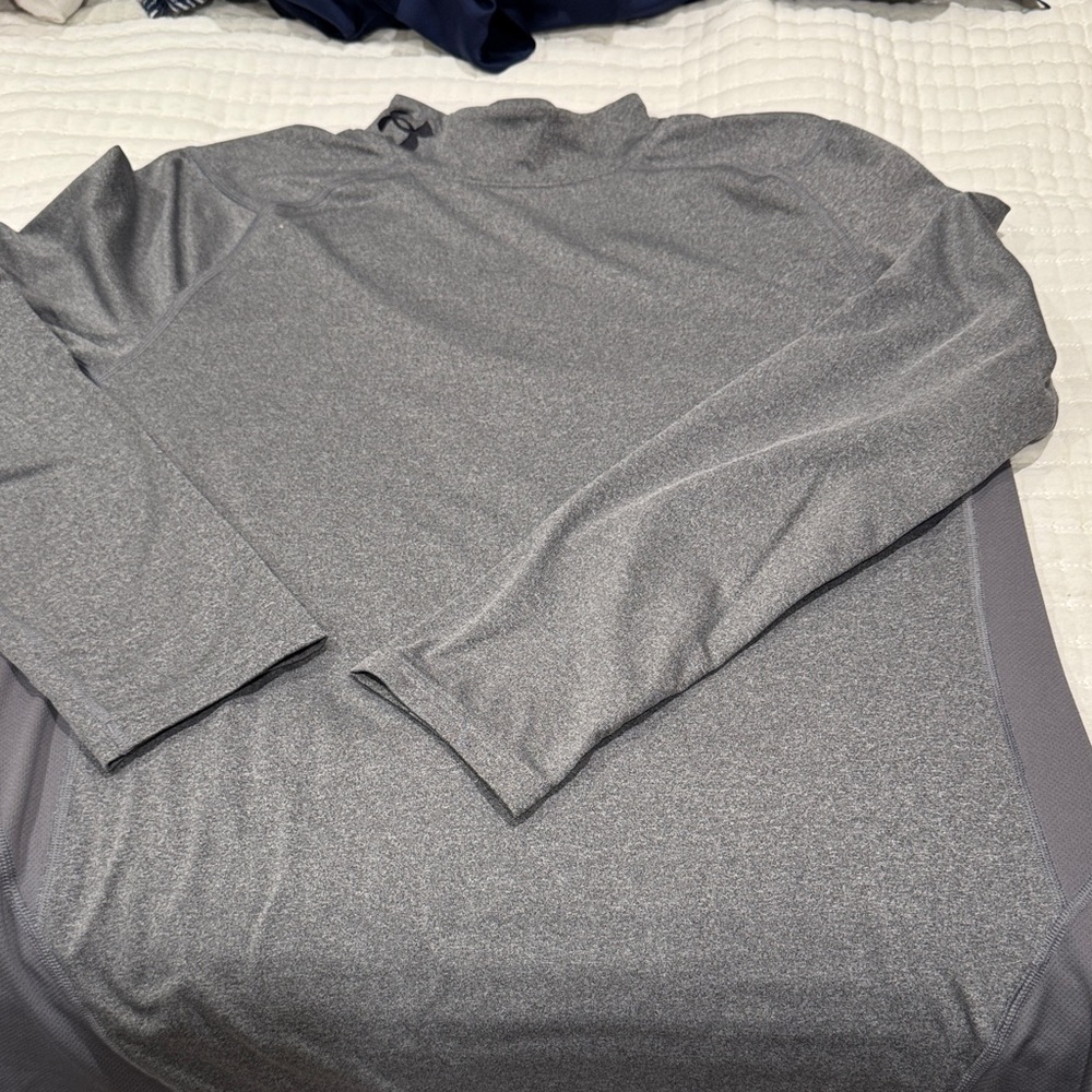 Under Armour ColdGear Gray Long Sleeve Shirt